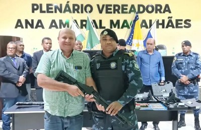 Entrega de Armamento-02